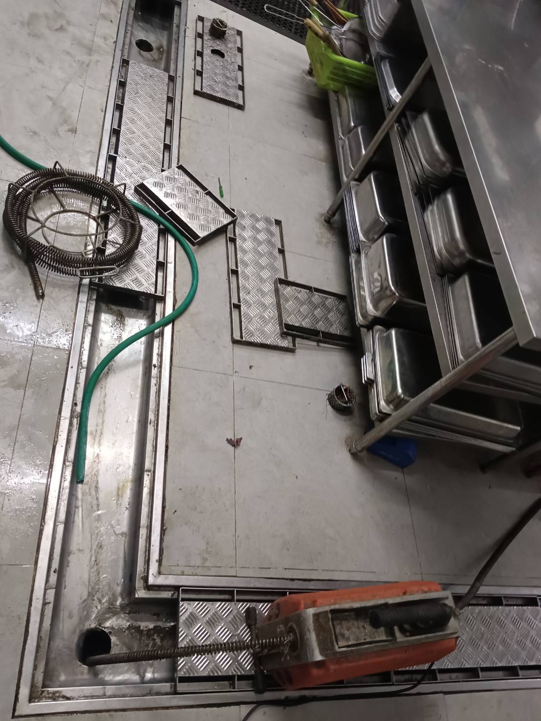 10 - https://บริการรับแก้ไขท่อตันส้วมตัน.com | แก้ไขท่อตันส้วมตัน - บริการแก้ท่อตัน ส้วมตัน ลอกท่อ ทุกประเภท ด้วยงูเหล็ก วางถังแซท ขุดบ่อส้วม ครอบคลุมราชบุรี สมุทรสงคราม กาญจนบุรี และเพชรบุรี