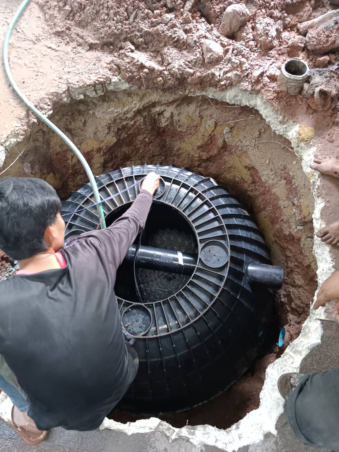 26 - https://บริการรับแก้ไขท่อตันส้วมตัน.com | แก้ไขท่อตันส้วมตัน - บริการแก้ท่อตัน ส้วมตัน ลอกท่อ ทุกประเภท ด้วยงูเหล็ก วางถังแซท ขุดบ่อส้วม ครอบคลุมราชบุรี สมุทรสงคราม กาญจนบุรี และเพชรบุรี