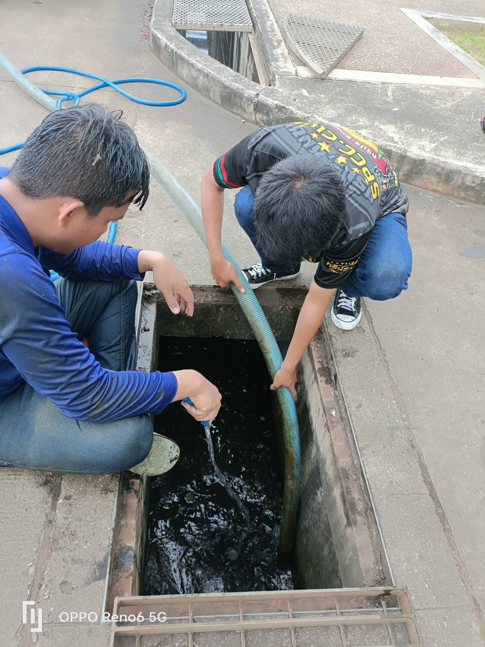 29 - https://บริการรับแก้ไขท่อตันส้วมตัน.com | แก้ไขท่อตันส้วมตัน - บริการแก้ท่อตัน ส้วมตัน ลอกท่อ ทุกประเภท ด้วยงูเหล็ก วางถังแซท ขุดบ่อส้วม ครอบคลุมราชบุรี สมุทรสงคราม กาญจนบุรี และเพชรบุรี